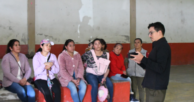 Plática sobre derechos humanos para mujeres en Toxtlacoaya